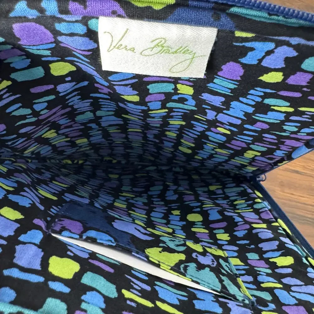Vera Bradley Tablet/ iPad/ E Reader Sleeve Indigo Pop Padded With Zipper